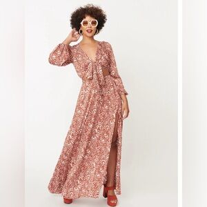 Unique Vintage Rust & Cream Abstract Spotted Print Front Tie Maxi Dress - Large